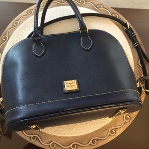 Dooney and Bourke hand bag